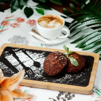 chocolate-cookies-with-cappuccin